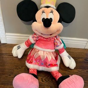 Large Stuffed Minnie Mouse